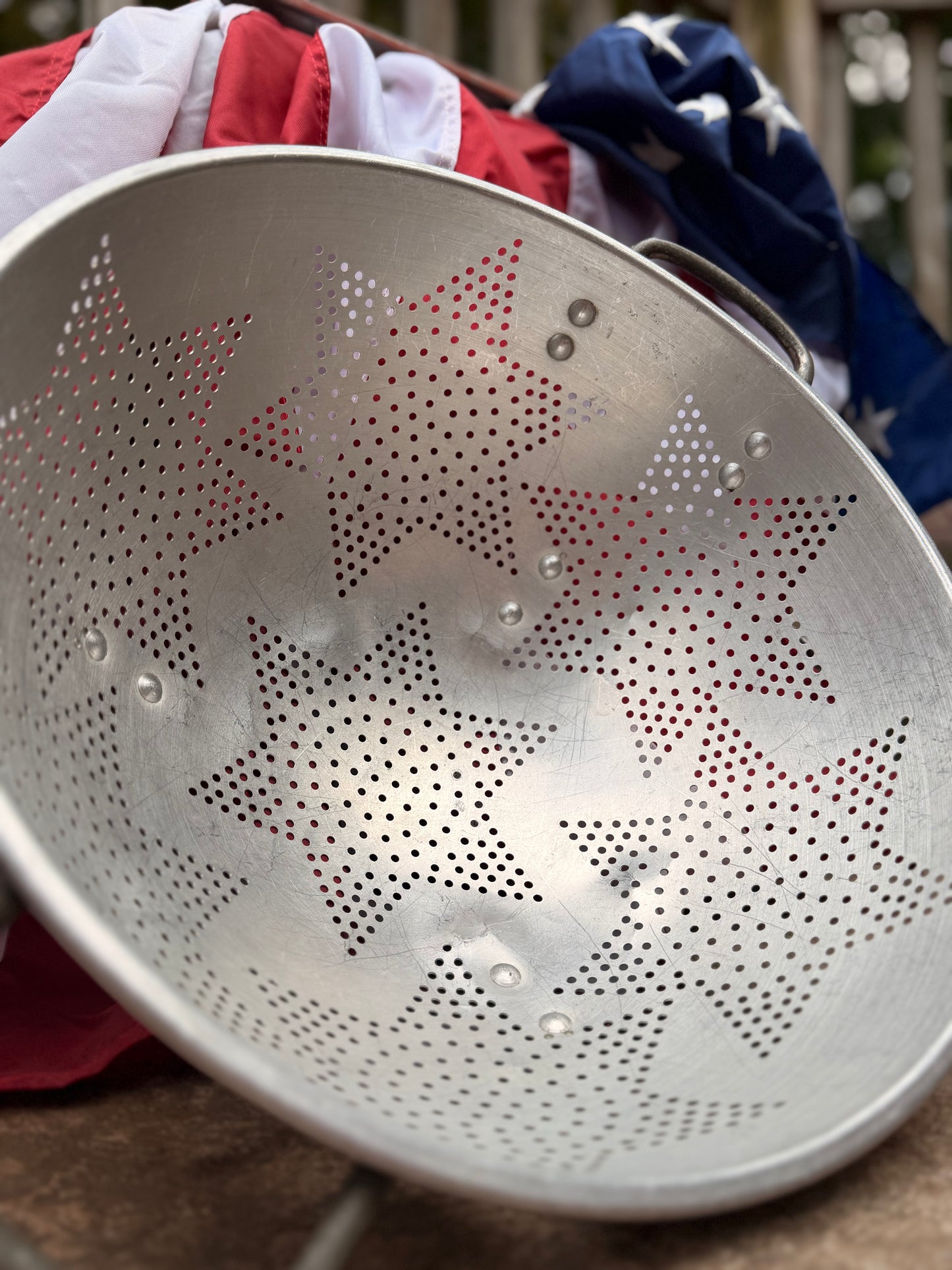 Vintage Buckeye 20-Gauge Star Pattern Aluminum Colander