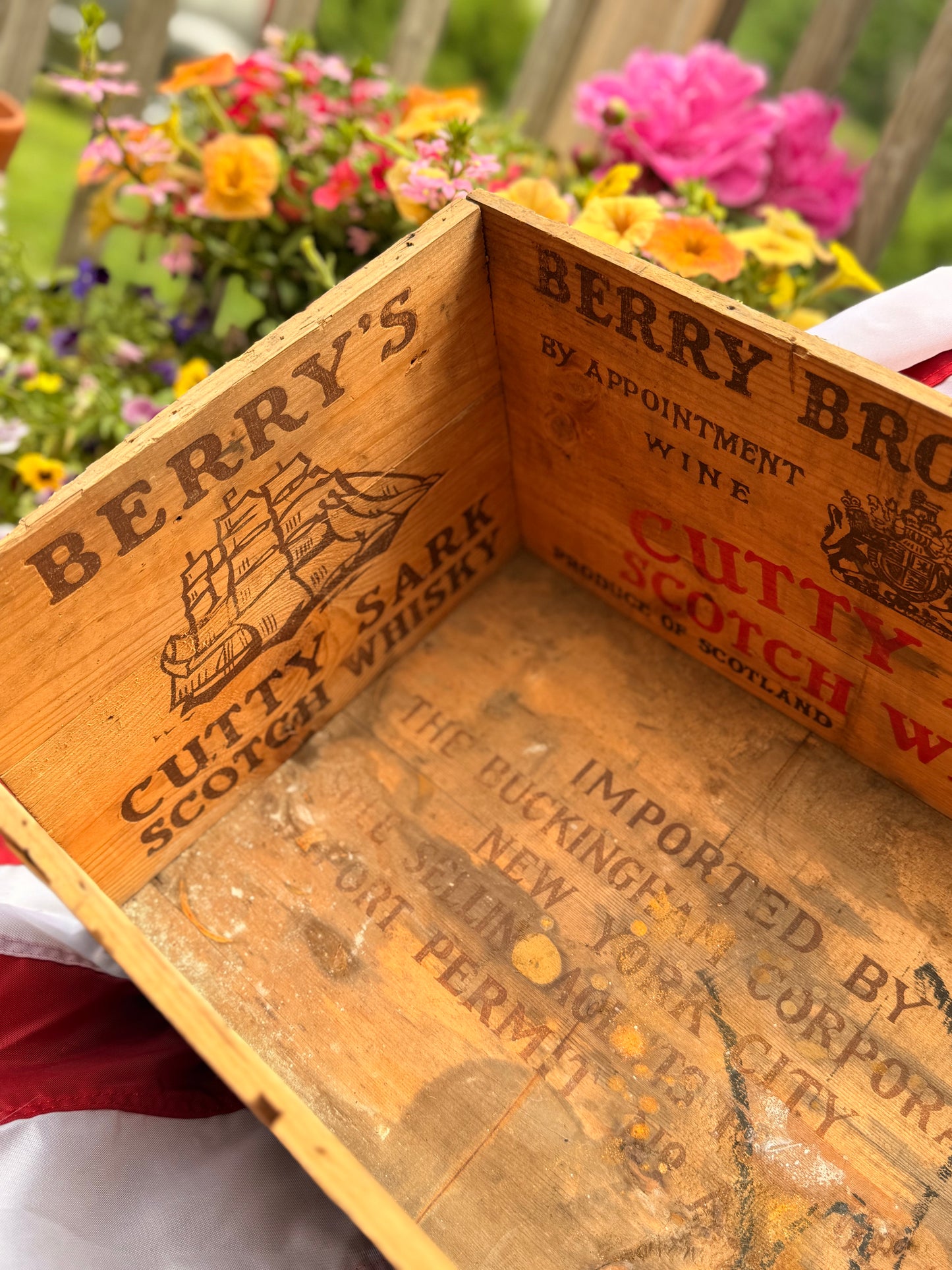 Vintage San Francisco & NYC Cutty Sark Wood Crate